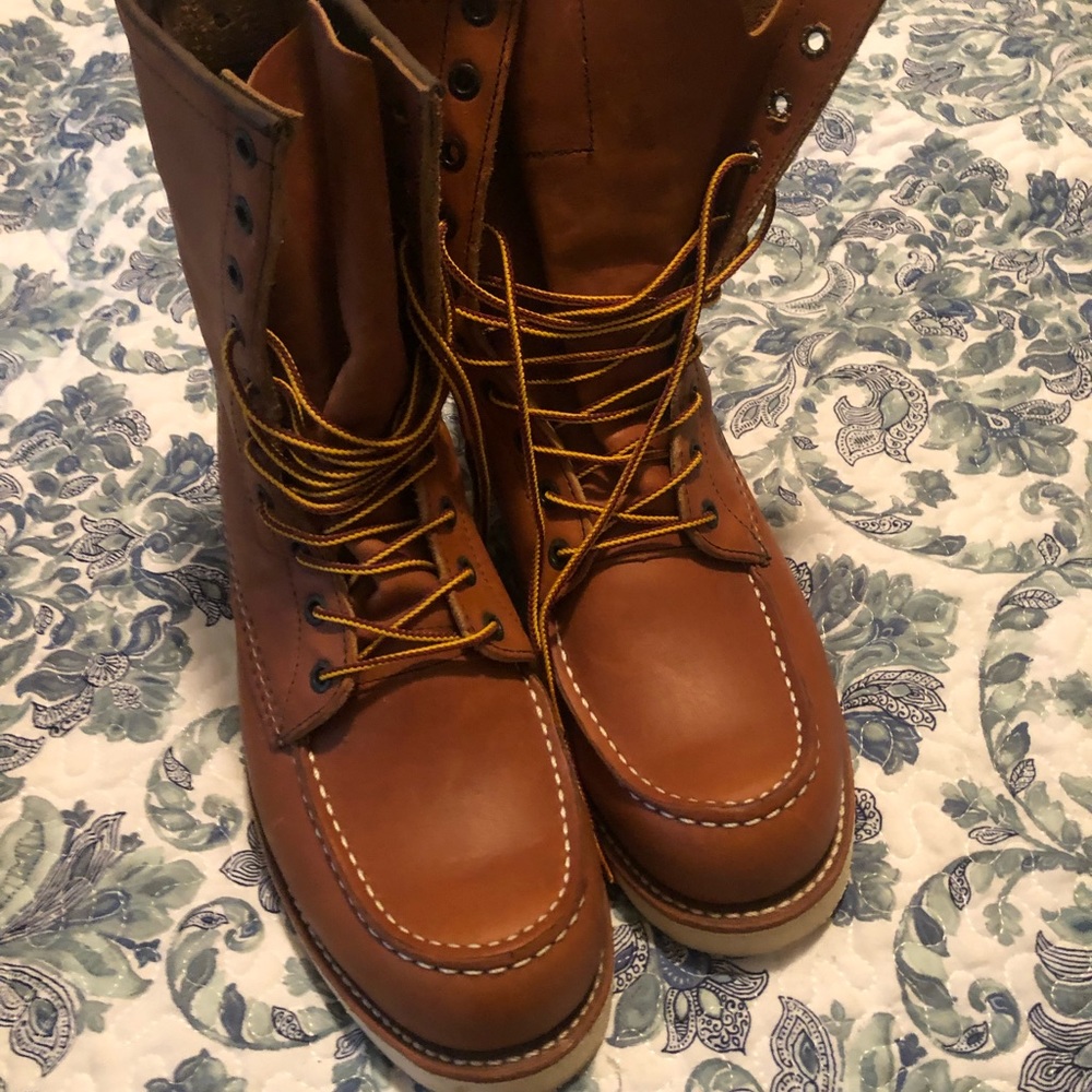 Redwing 8” work boot. Non-safety toe nwot
